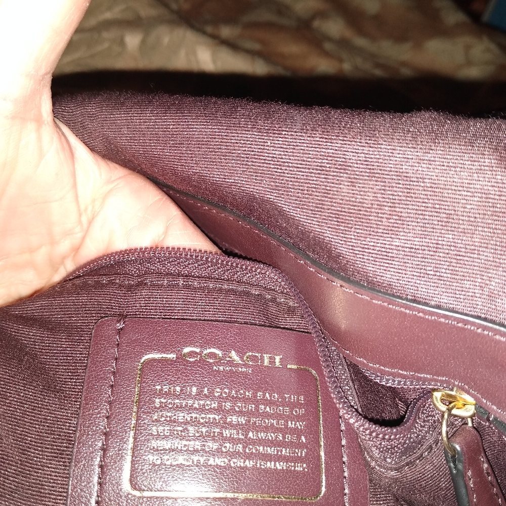 Purses - Picture 7 of 7